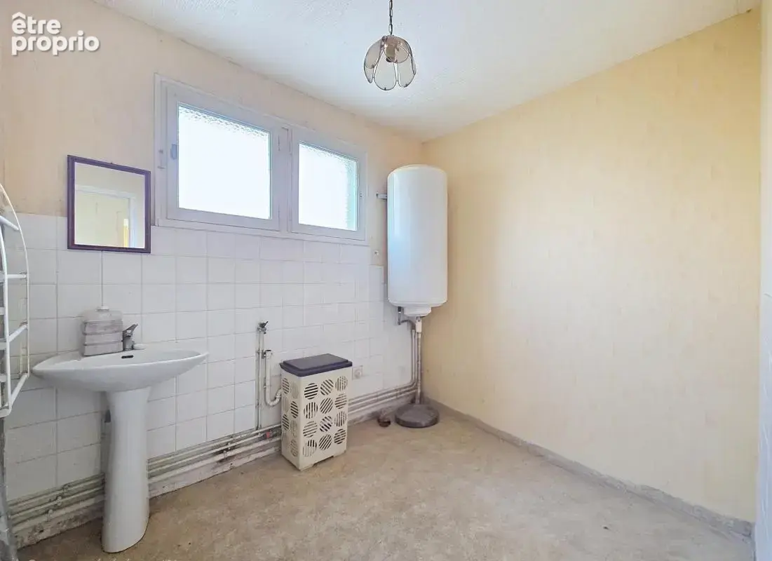 Maison avec vie de plain-pied - 5 chambres - photo 9
