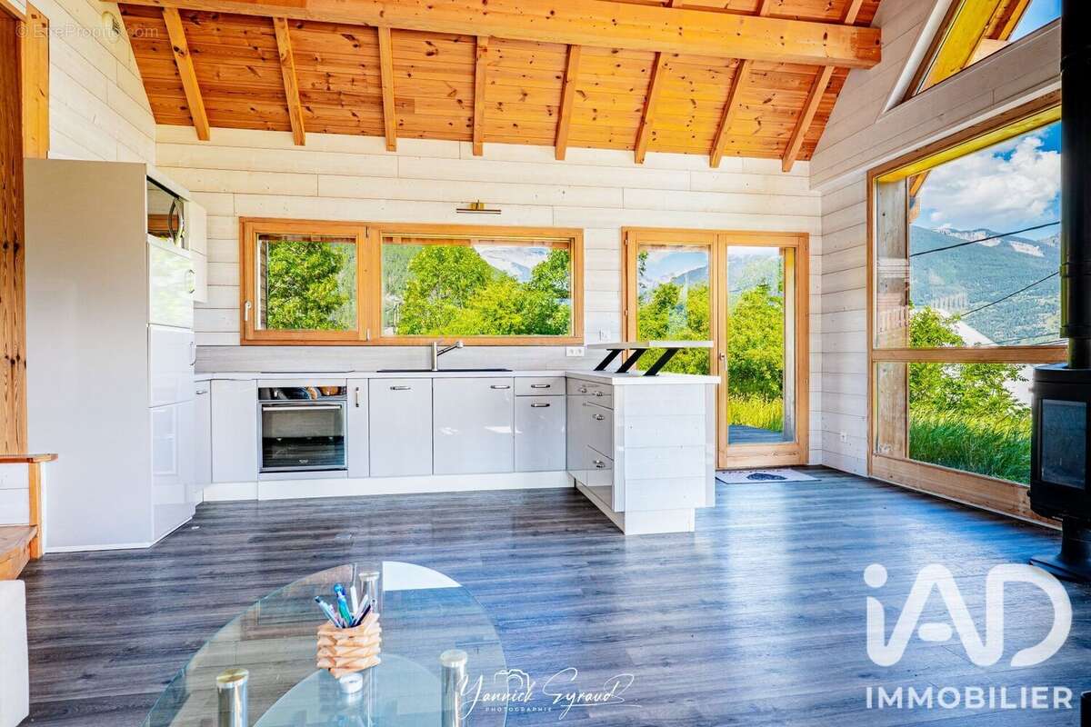 167 m² à Risoul  - photo 4