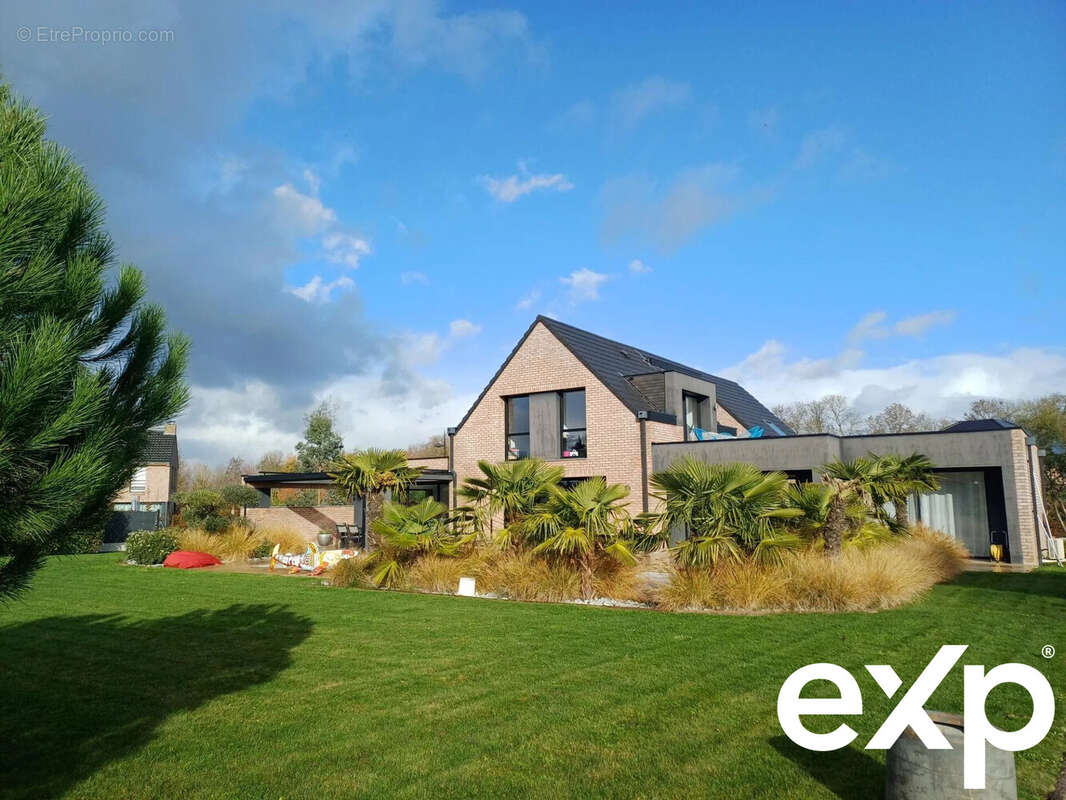 Maison à CAMPHIN-EN-PEVELE