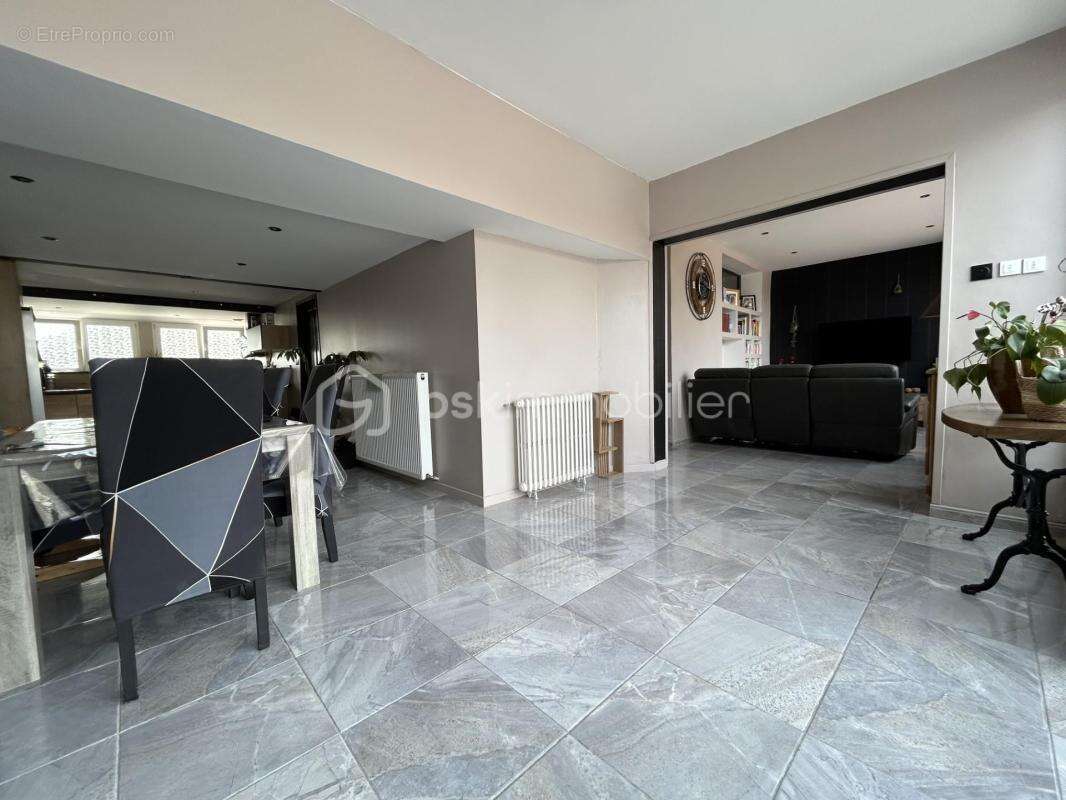 Maison à SOMAIN