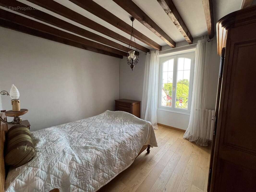 Maison à MONCE-EN-BELIN