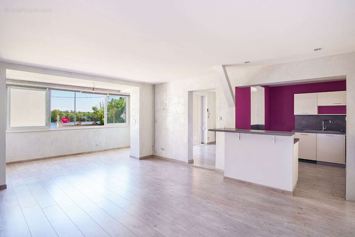 Maison promenade de Saône - 5 pièces 142m² - photo 4