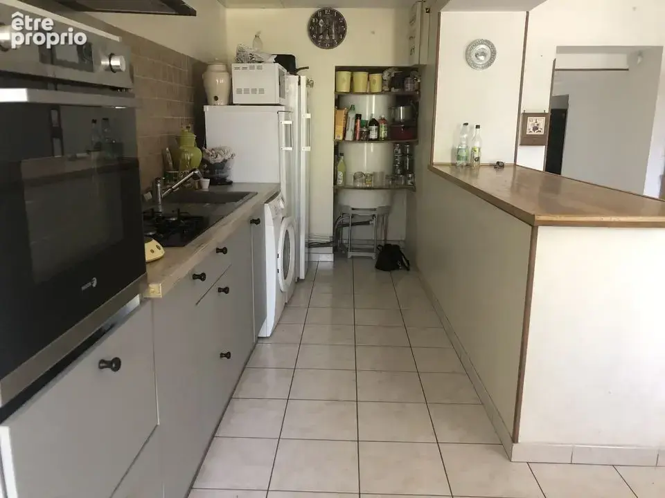 MAISON EN PIERRE 2 CHAMBRES JARDIN PUITS