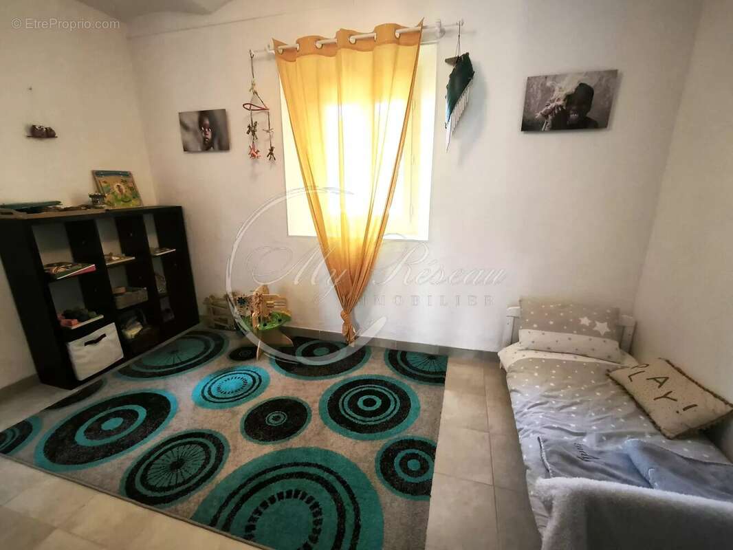 Maison à SAINT-LAURENT-DE-LA-CABRERISSE