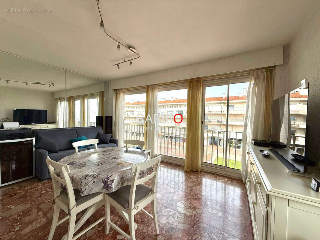 Appartement à SAINT-CYPRIEN