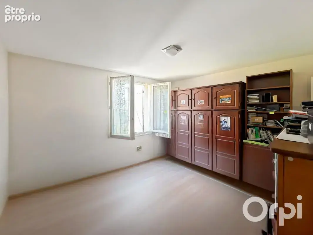 Saint-Péray — Maison familiale de 142 m² avec grand terrain - photo 12