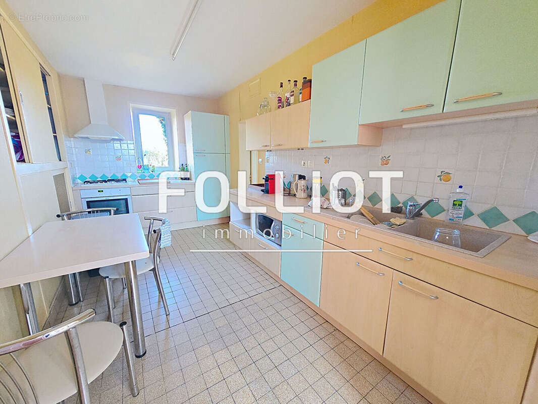 Maison à LE MOLAY-LITTRY