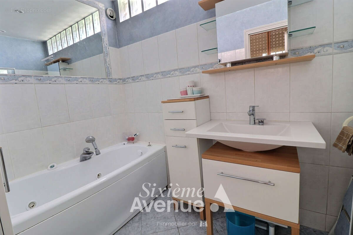 Appartement à CHAVILLE