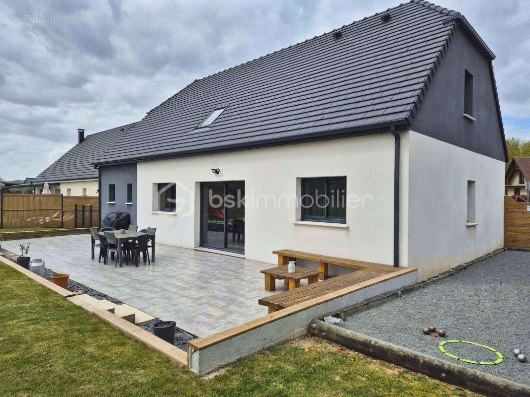 Exclusivité Maison contemporaine de 2018 – 154 m² – DPE A – Plain pied et Suite parentale – Terrain 1 139 m² – Garage - photo 24