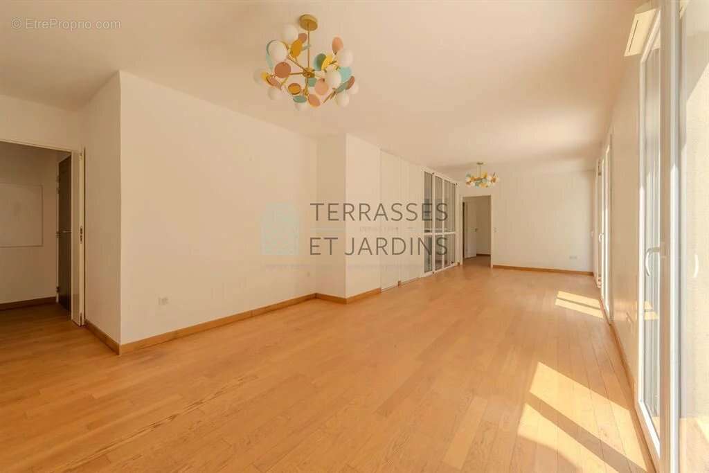 Appartement à PUTEAUX