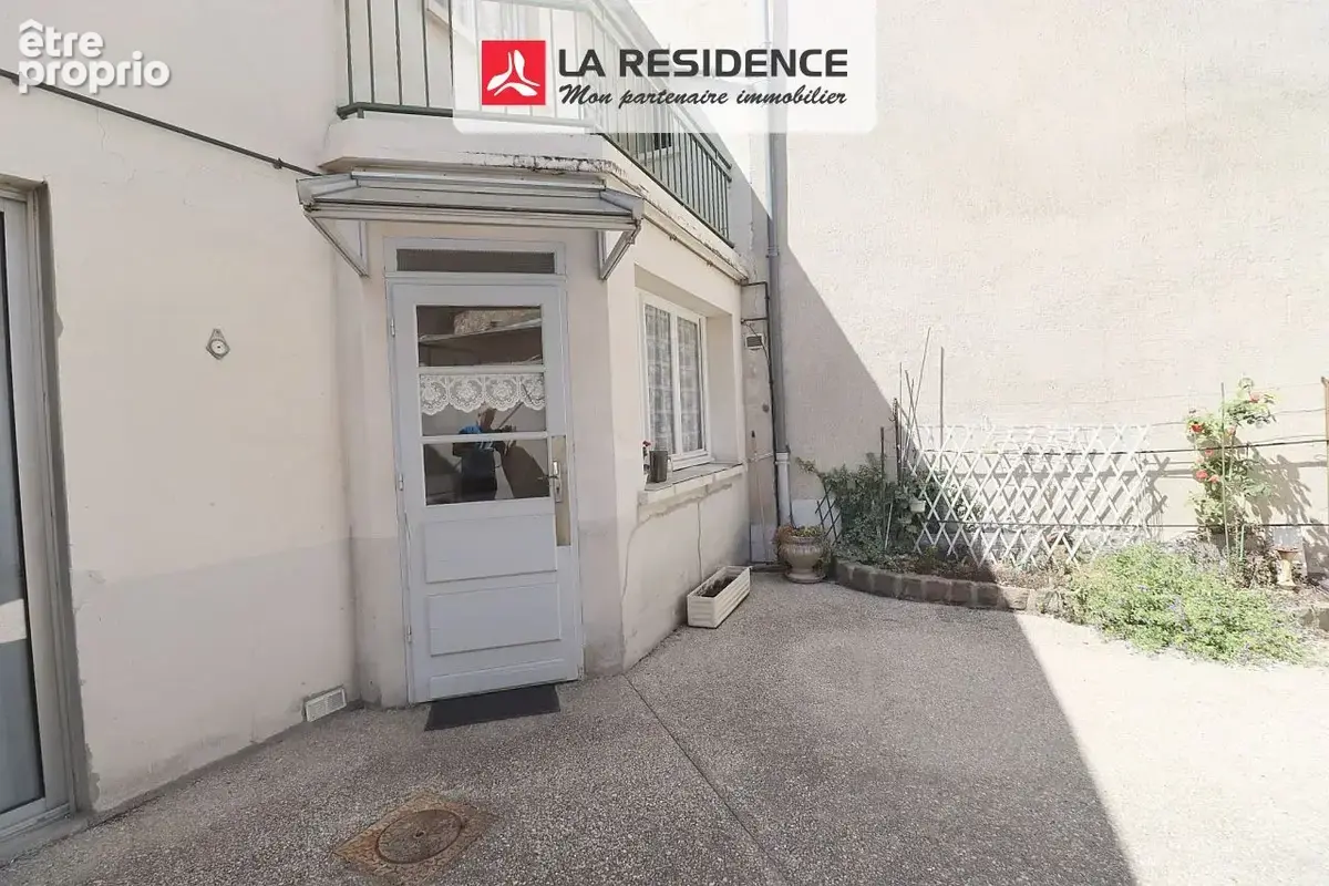 Maison 10 pièces 142 m² à vendre à Magny-En-Vexin (95420) - photo 9