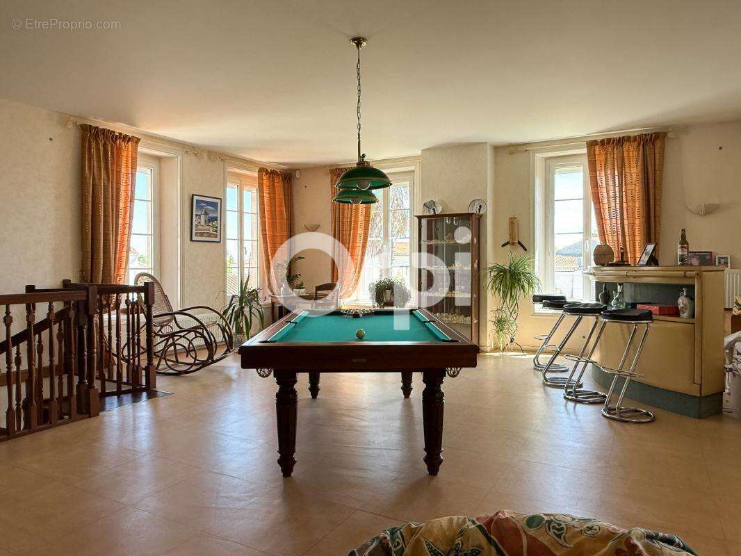 Maison à BREUIL-MAGNE