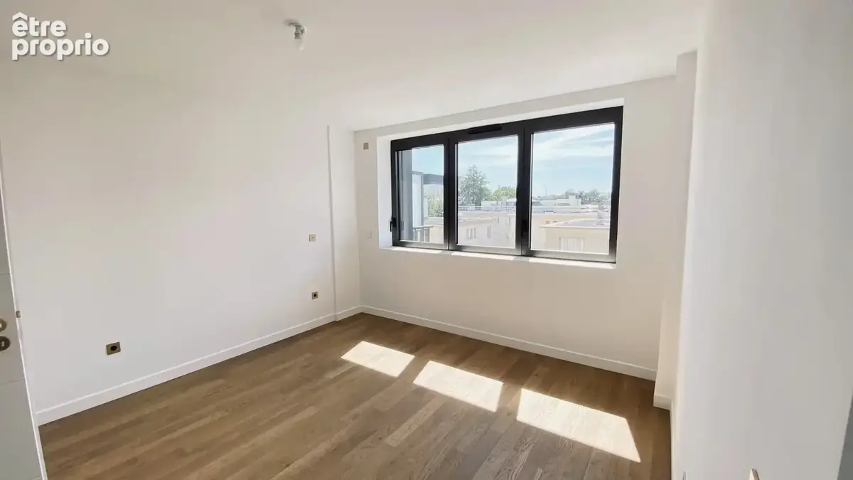 Immeuble neuf avec piscine & salle de sport - photo 11