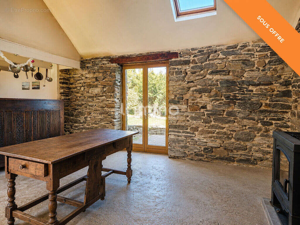 Longère en pierre, 3 pièces de 60 m² à Cast 29150 - photo 9