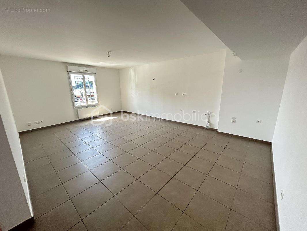 Appartement à CHENNEVIERES-SUR-MARNE