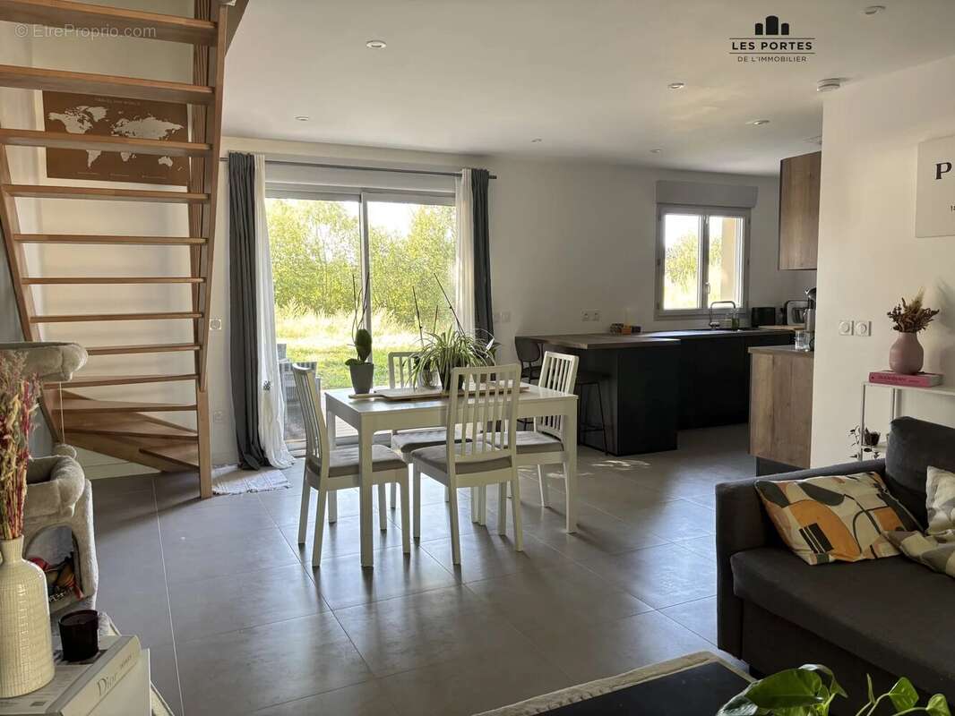 Maison à MAISSE