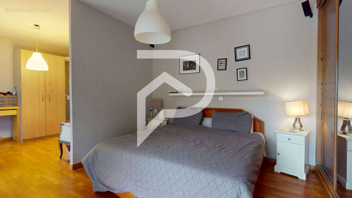 Appartement à LES MUREAUX