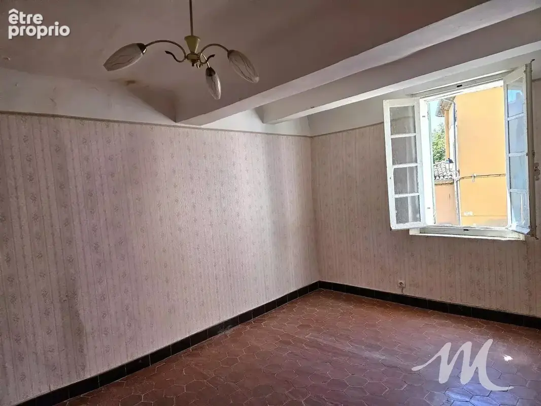 Maison de Village à Tavernes (83670) avec Cave Voûtée et Terrasse – Exclusivité - photo 10