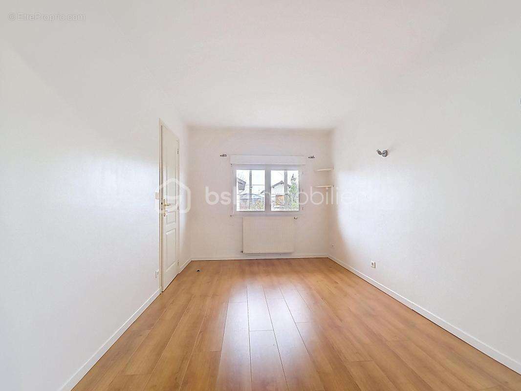 Maison à LIVRY-GARGAN