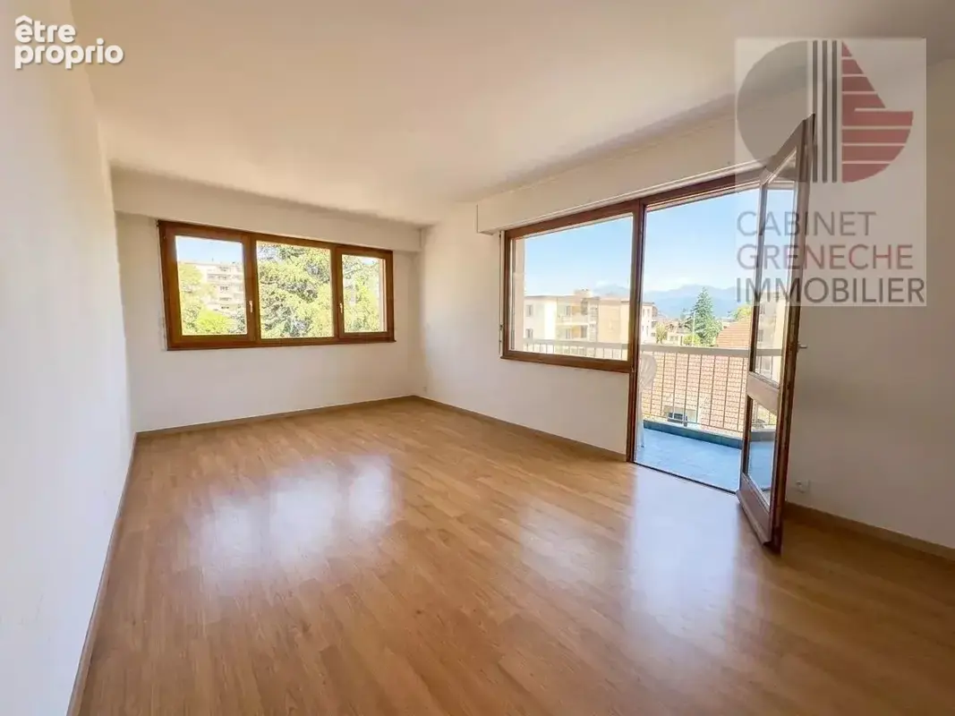 Appartement T3 - Évian-les-Bains, proche embarcadère - photo 2
