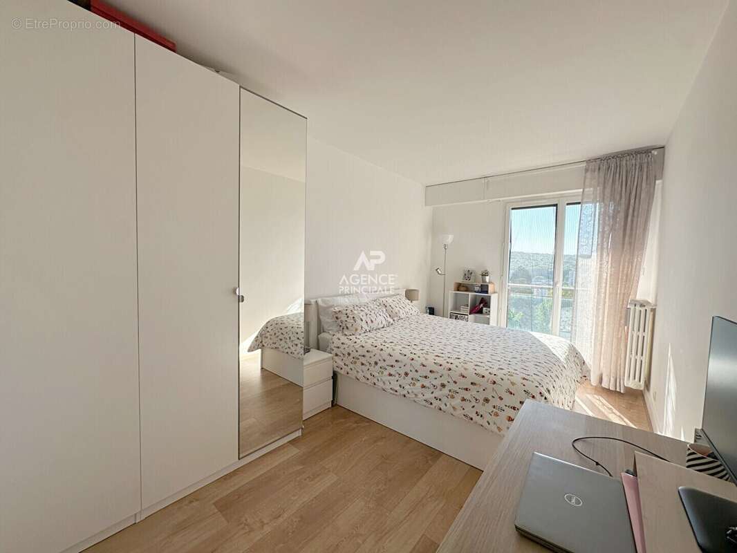 Appartement à CHAVILLE