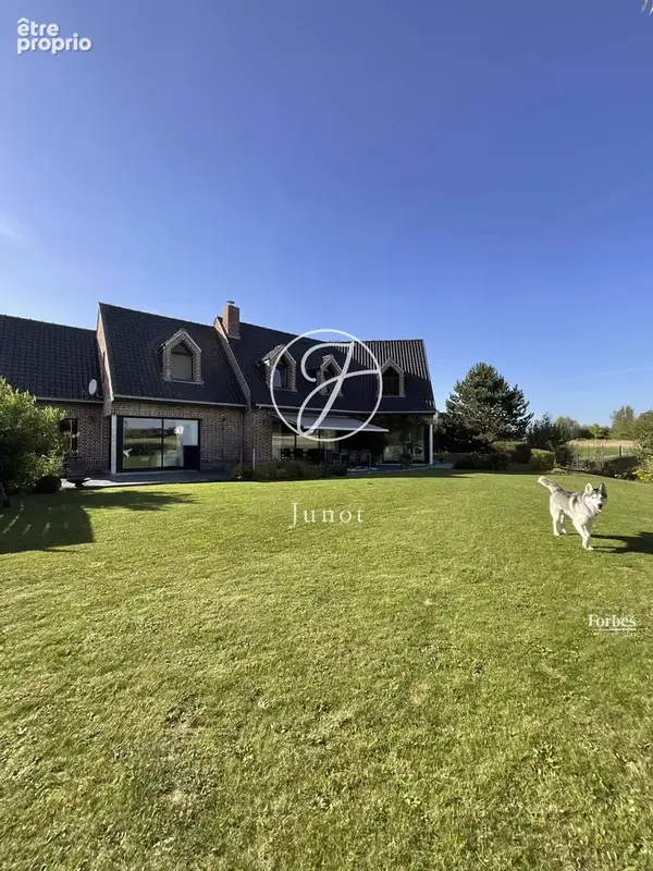 Mérignies – GOLF –  Demeure d'exception  – 7 pièces – 290m² -  5 chambres – Piscine – Jacuzzi– Garage et parkings - photo 11