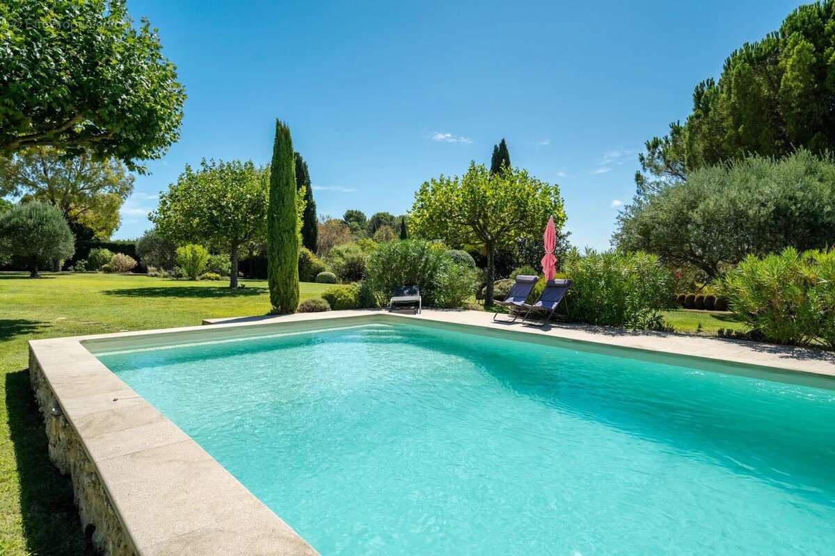 Propriété entre Vaugines et Lourmarin - photo 29