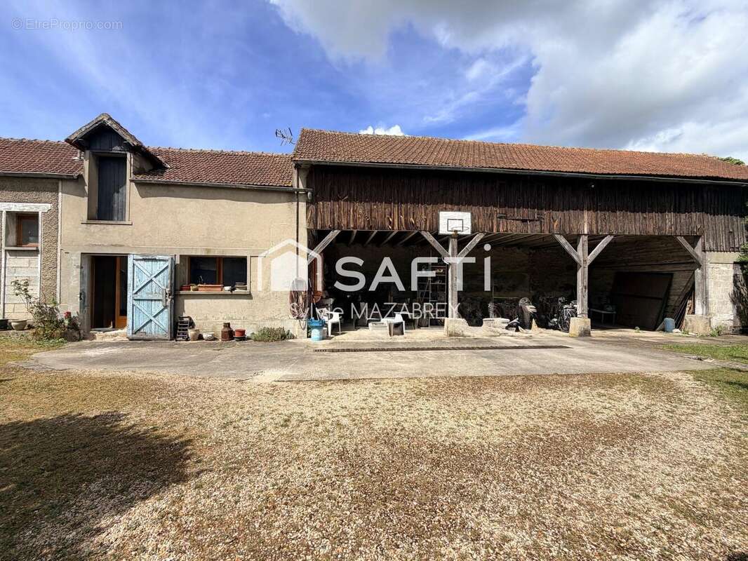 Photo 2 - Maison à VARENNES-SUR-SEINE