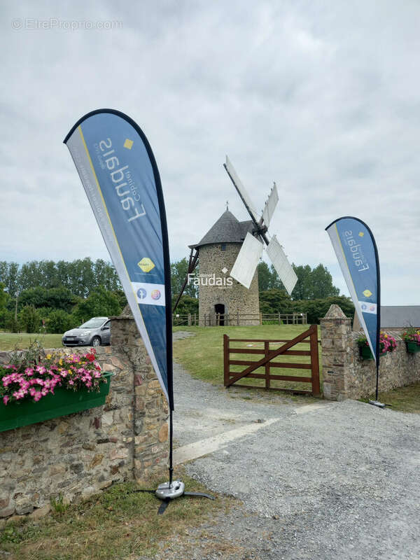 Maison à Gouville-Sur-Mer  - photo 2