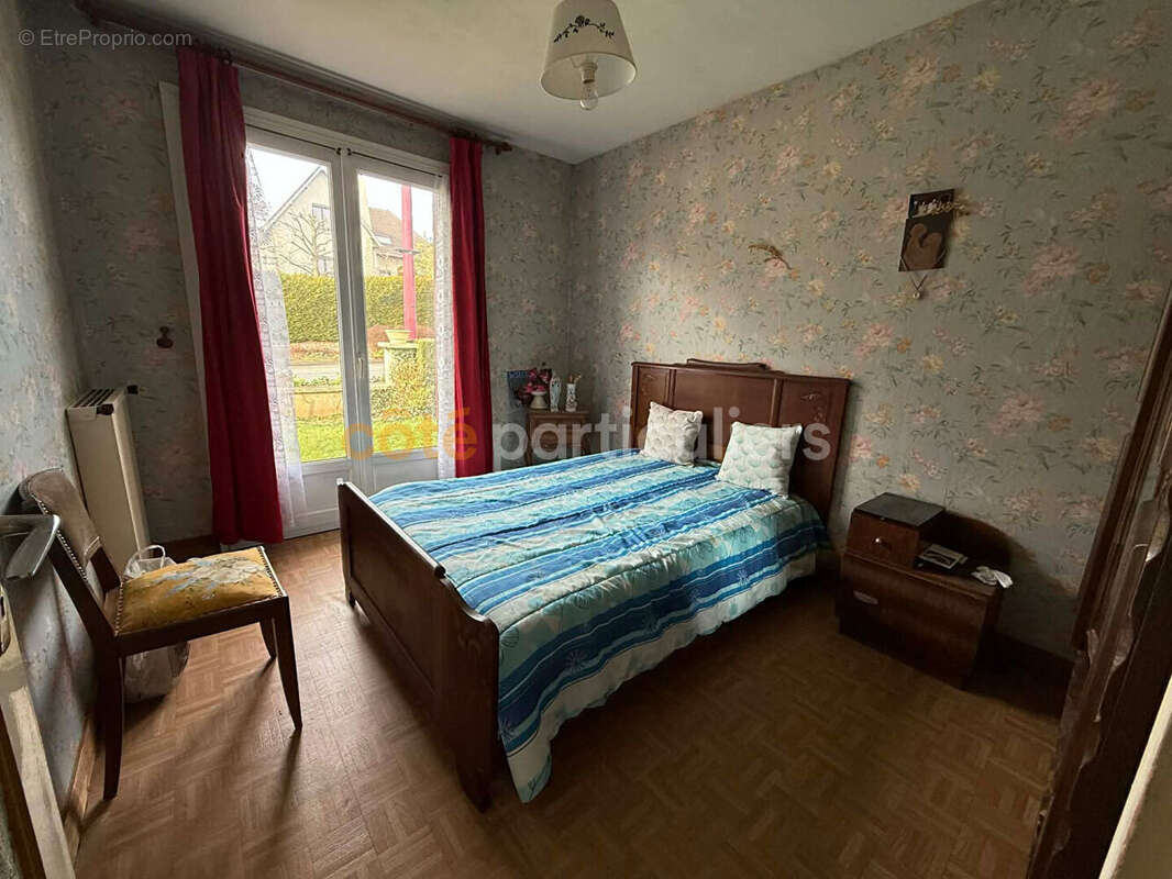 Maison à EVRECY