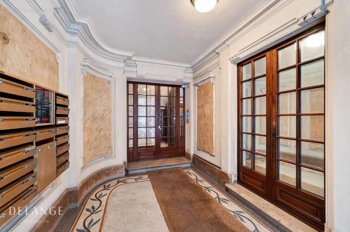 Appartement à PARIS-5E