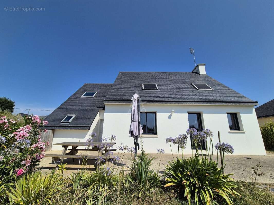 Le charme contemporain sur un écrin paysager de 1 030 m² - photo 15