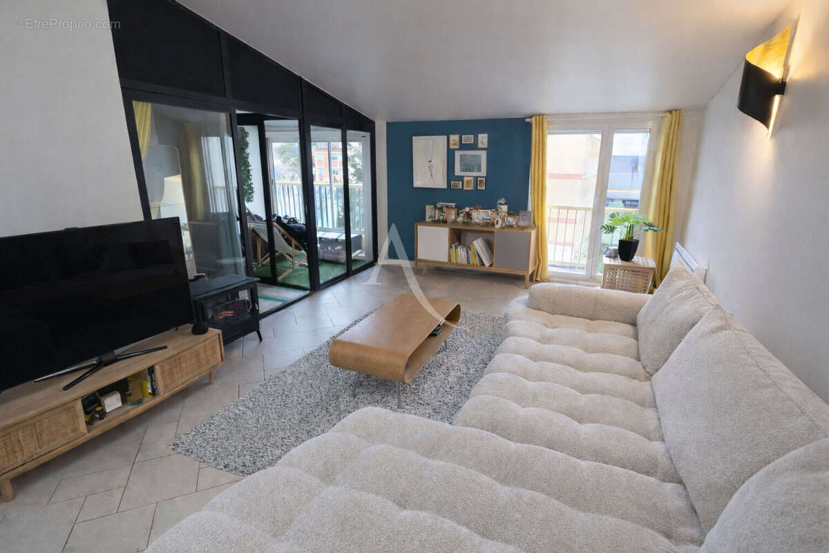 Appartement à TORCY