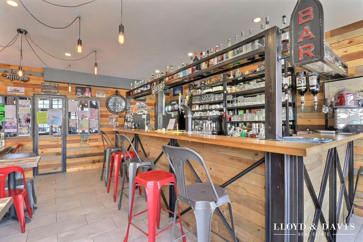 bar - Autre à LORRIS