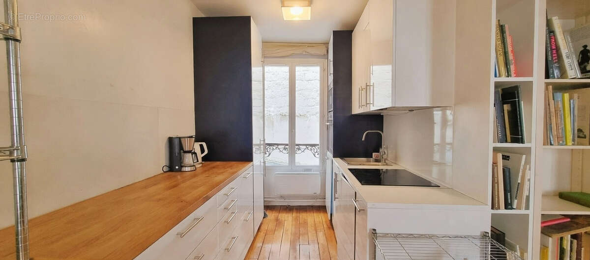 Appartement à PARIS-14E
