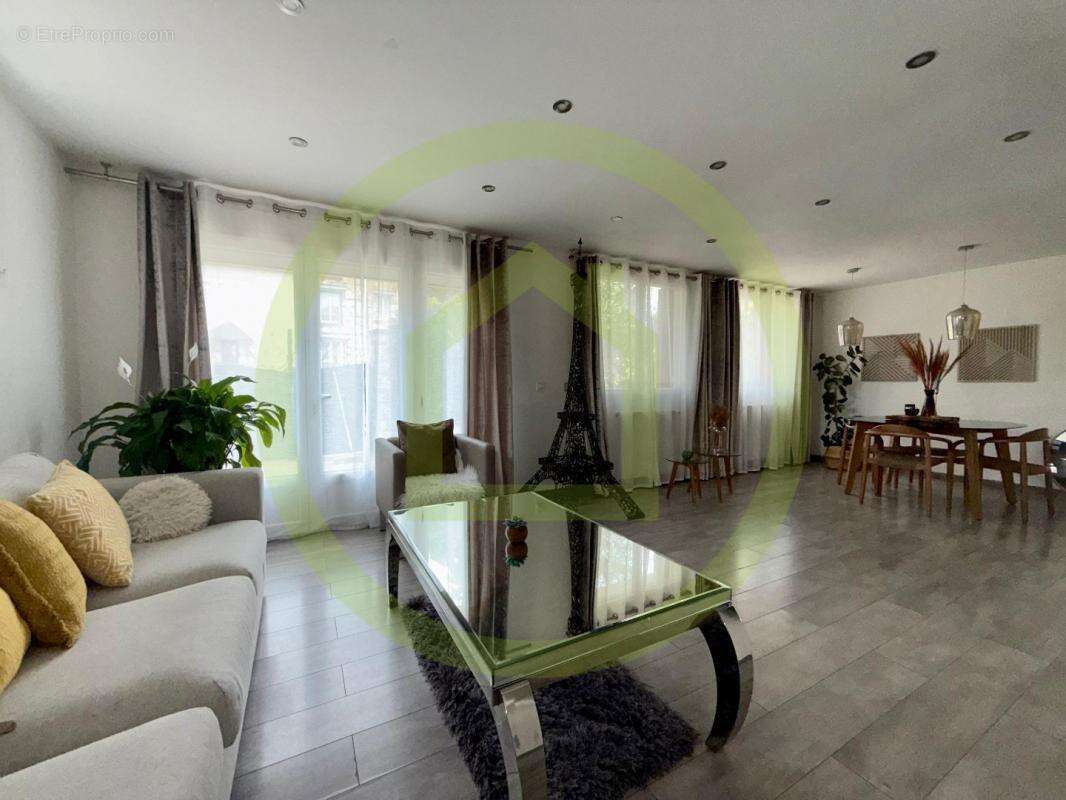 Maison à ENGHIEN-LES-BAINS