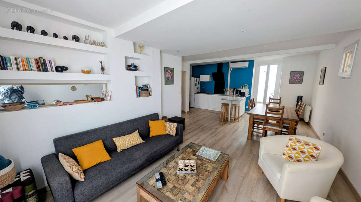 Maison à LAROQUE-DES-ALBERES