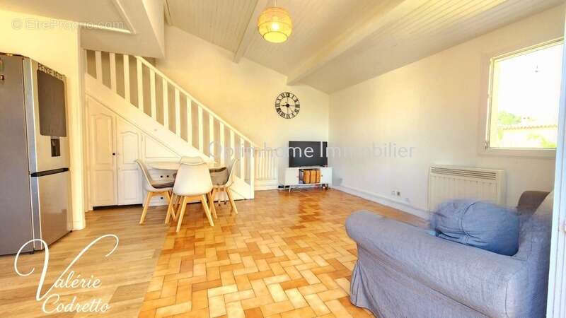 Appartement à HYERES