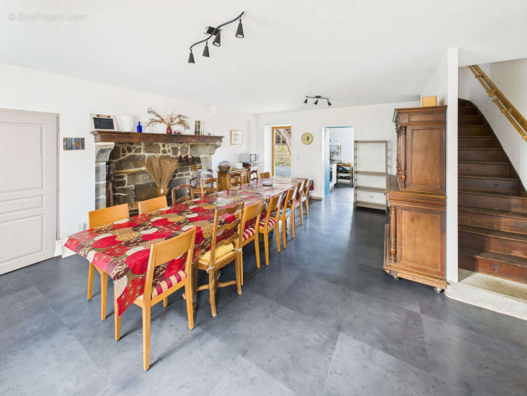 Maison à CHARENSAT