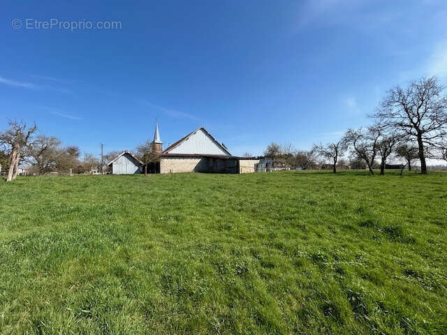 Maison à SAINT-GERMAIN-LE-CHATELET
