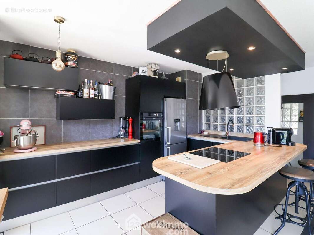 Appartement à MARSEILLE-9E