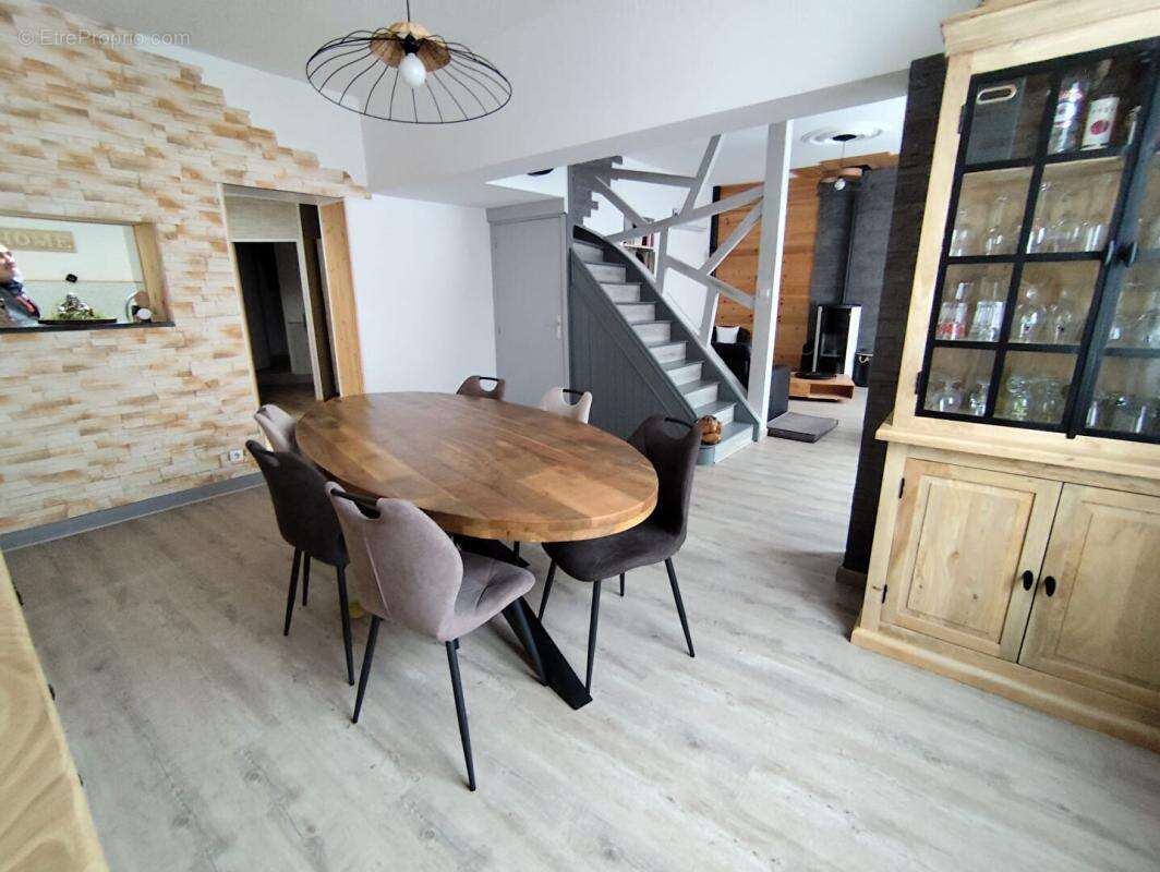 Maison à PONT-A-VENDIN