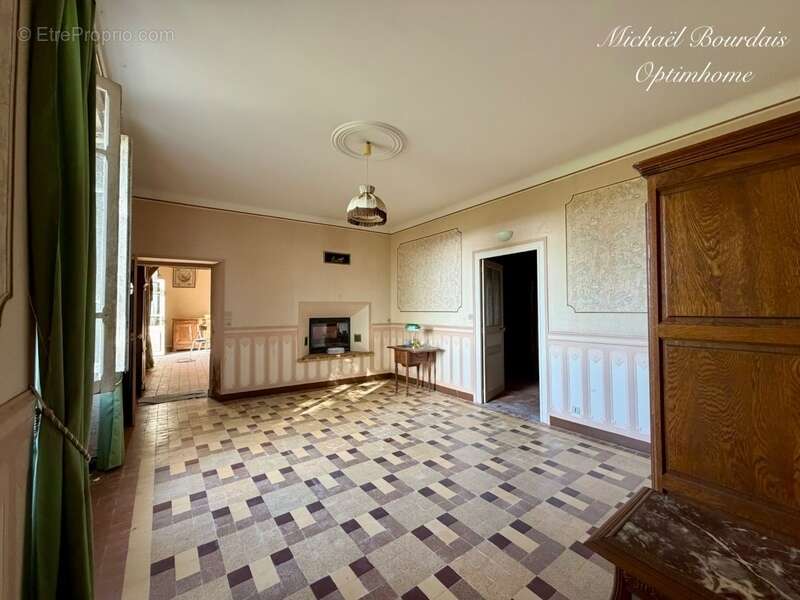 Demeure de caractère du XVIIᵉ siècle – 279 m² habitables – Plus de 390 m² de dépendances – Potentiel exceptionnel - photo 6