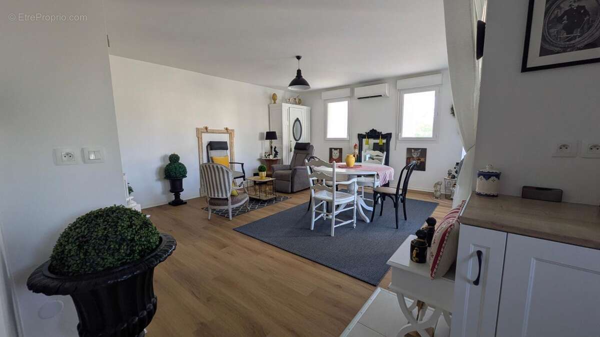 Appartement À Vendre T3 avec garage +place de parking - photo 2