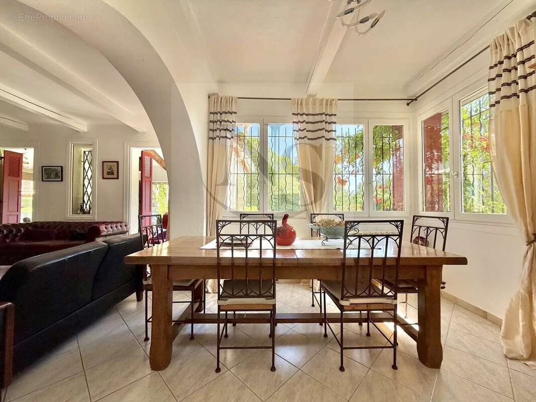 Maison à AIX-EN-PROVENCE