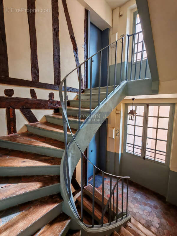 Appartement à VERSAILLES
