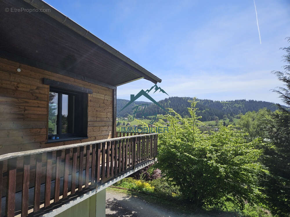 Maison à LE THOLY