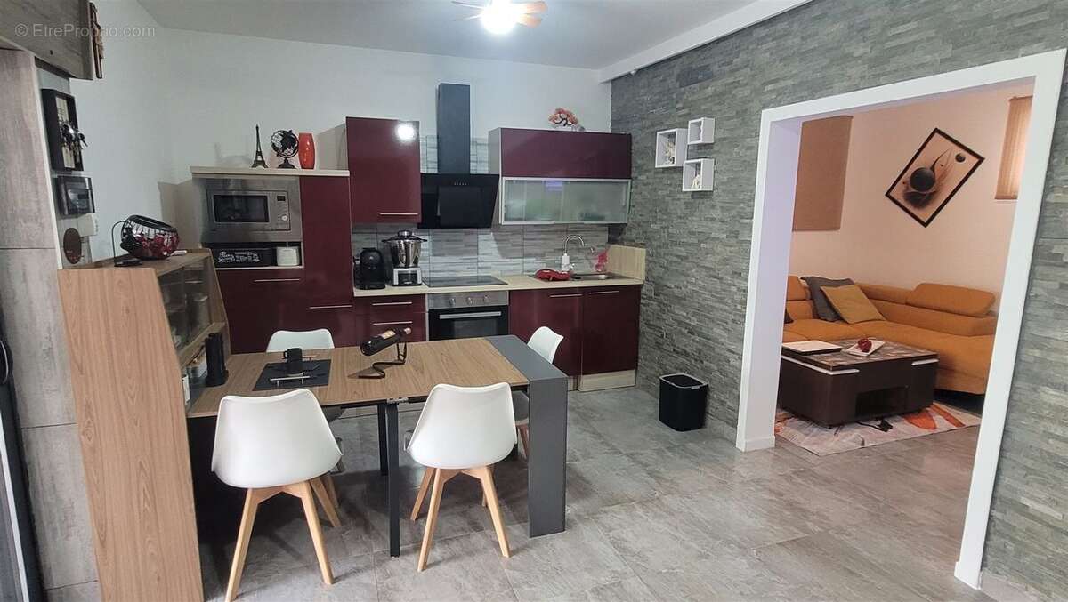 Maison à VAULX-EN-VELIN