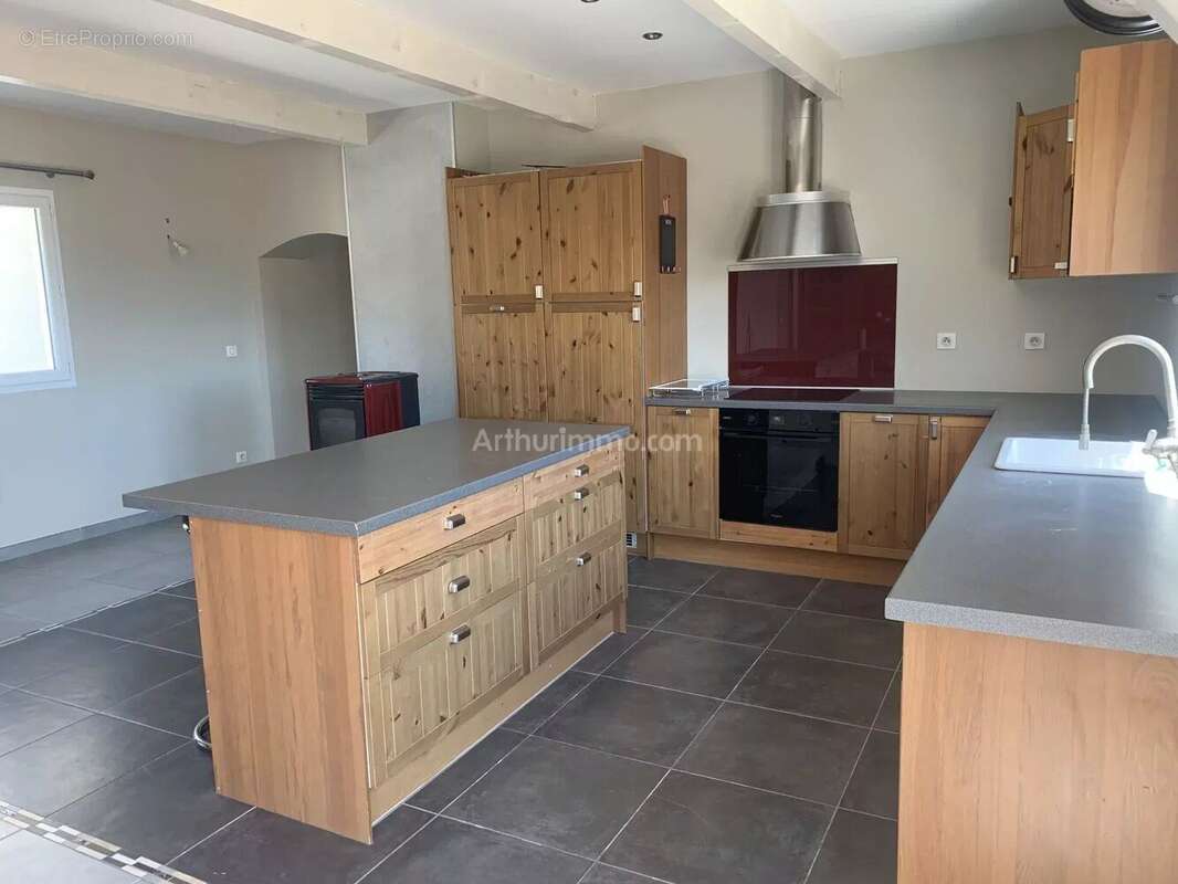 Maison à LA MURE-ARGENS