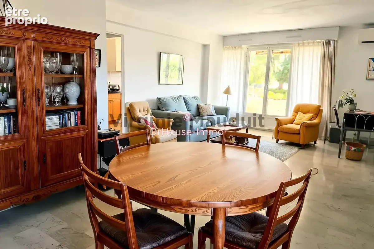 Appartement 85 m² à Marseille-12e  - photo 1